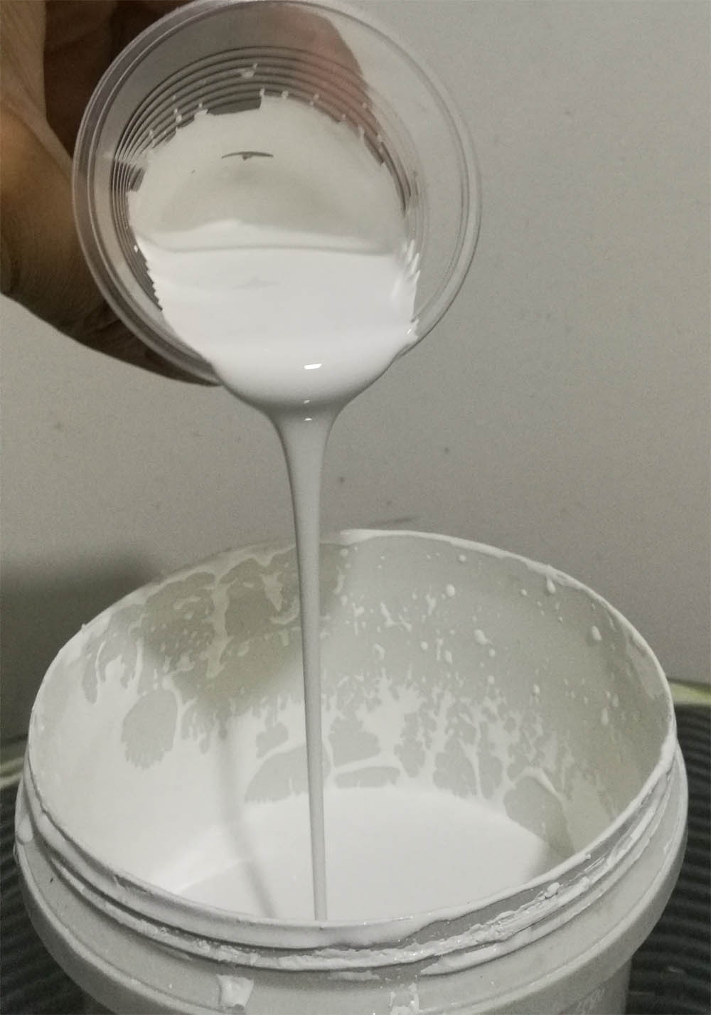 水性白色母